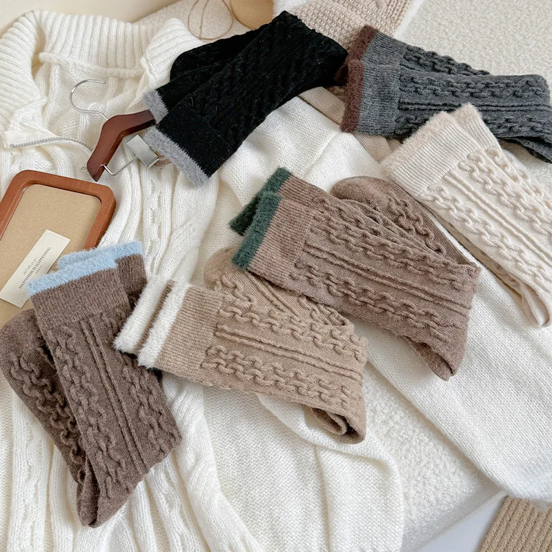 Wool Socks Women Autumn and Winter Thickened Warm Long Socks Contrasting Color Twist Pattern Thermal Retro Medium Tube Socks Sox