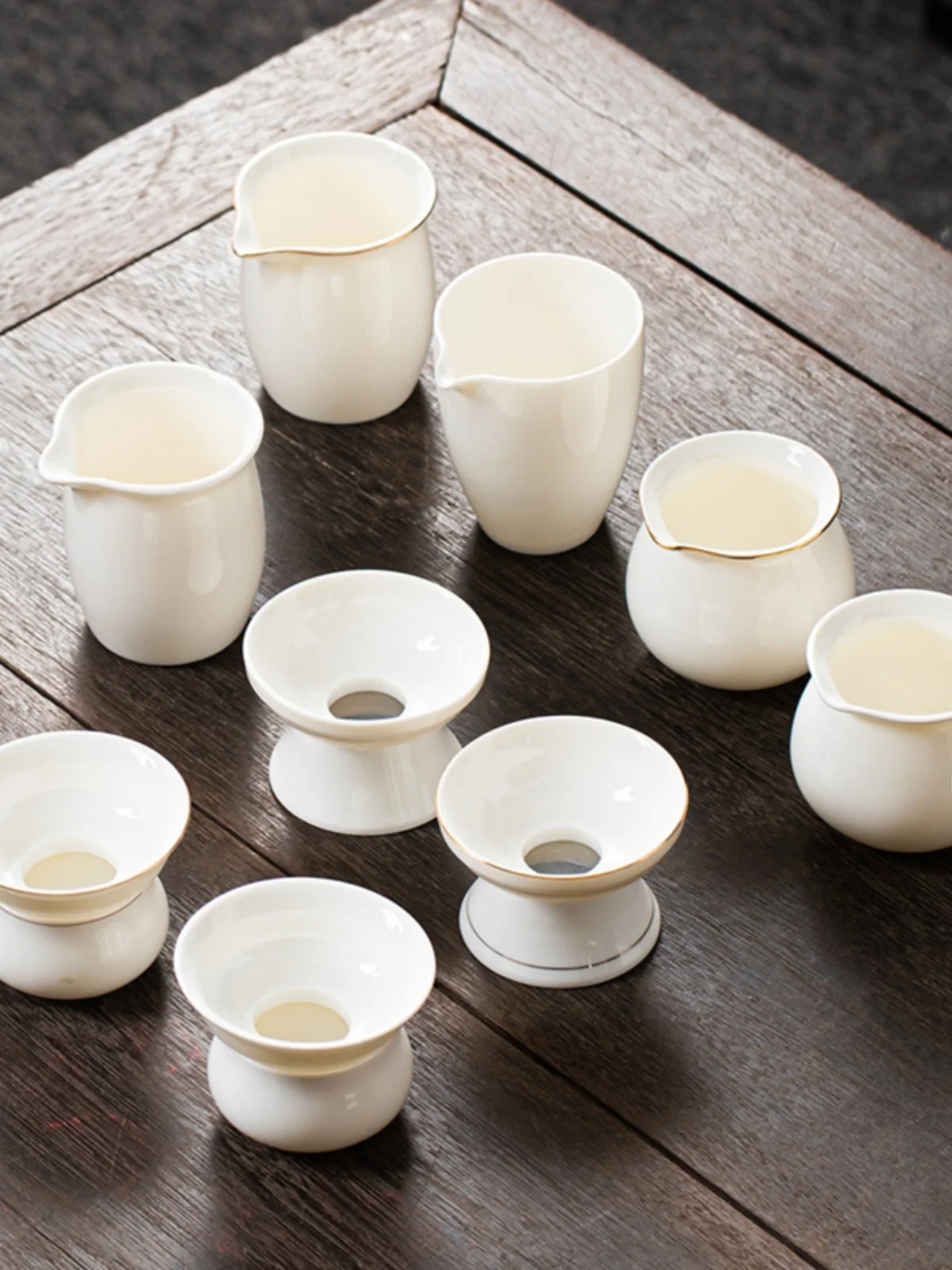 طقم شاي من البورسلين الأبيض مع كوب عام ووعاء تحضير الشاي بغطاء زجاجي وفلتر من البورسلين اليشبي #3