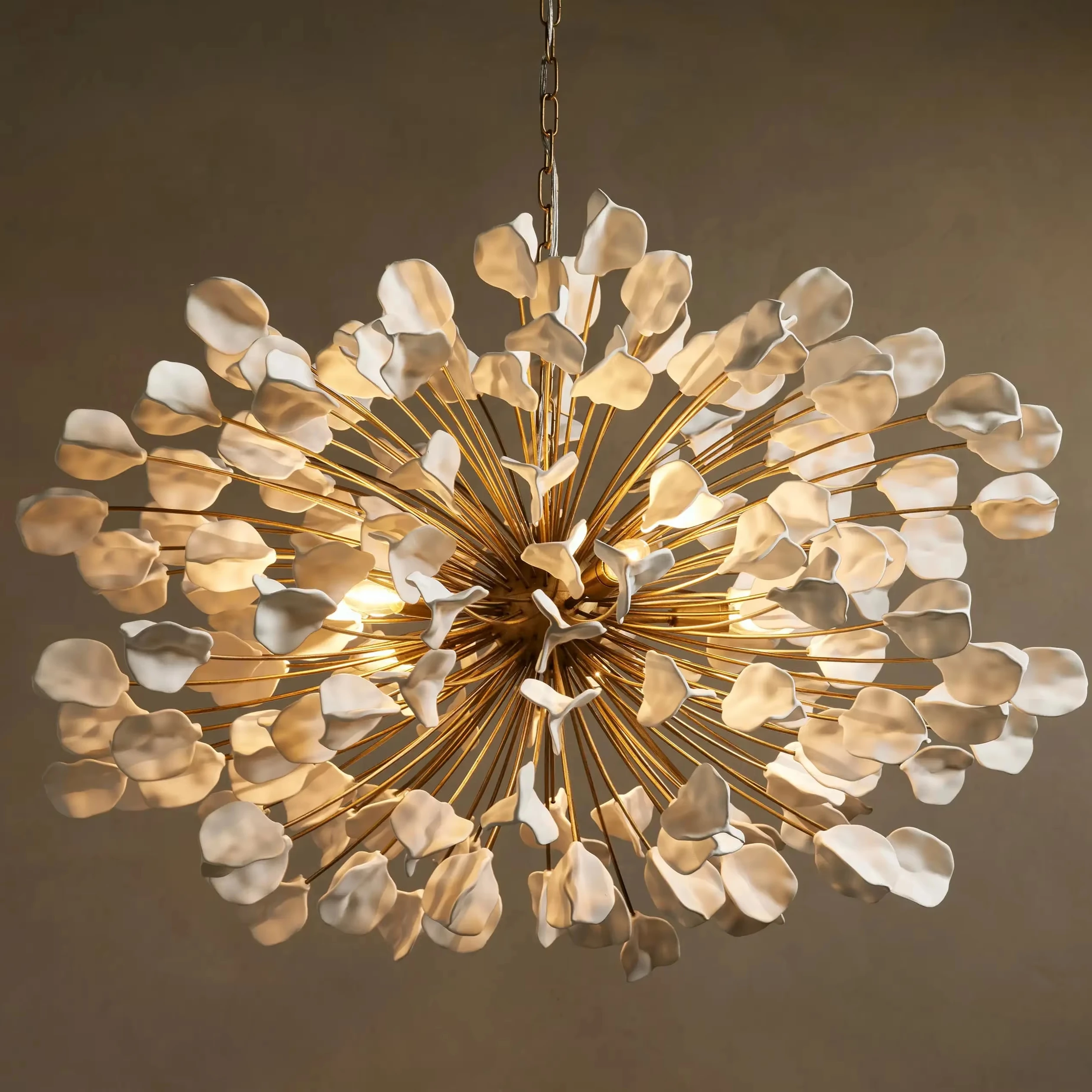 Handcrafted Italy Ceramic Petals Brass Chandelier High Quality Pendant Lights for Living Room House Restaurant Wedding Branches