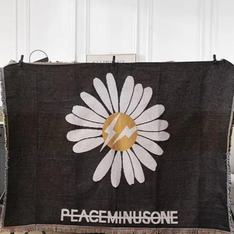 

Textile City Ins Little Daisy Tide Tapestry Peace Minus One Thread Blanket Interior Decoration Backdrop 130x180cm
