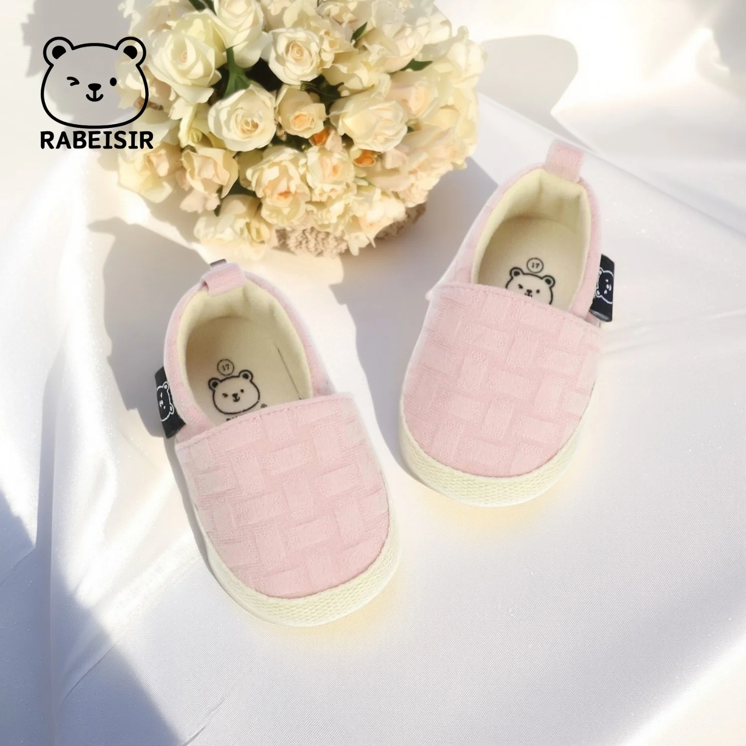 

Модные парусиновые туфли для девочек, детские прогулочные туфли, мягкая подошва, удобная обувь на одну ногу, 0-1 и половина года.