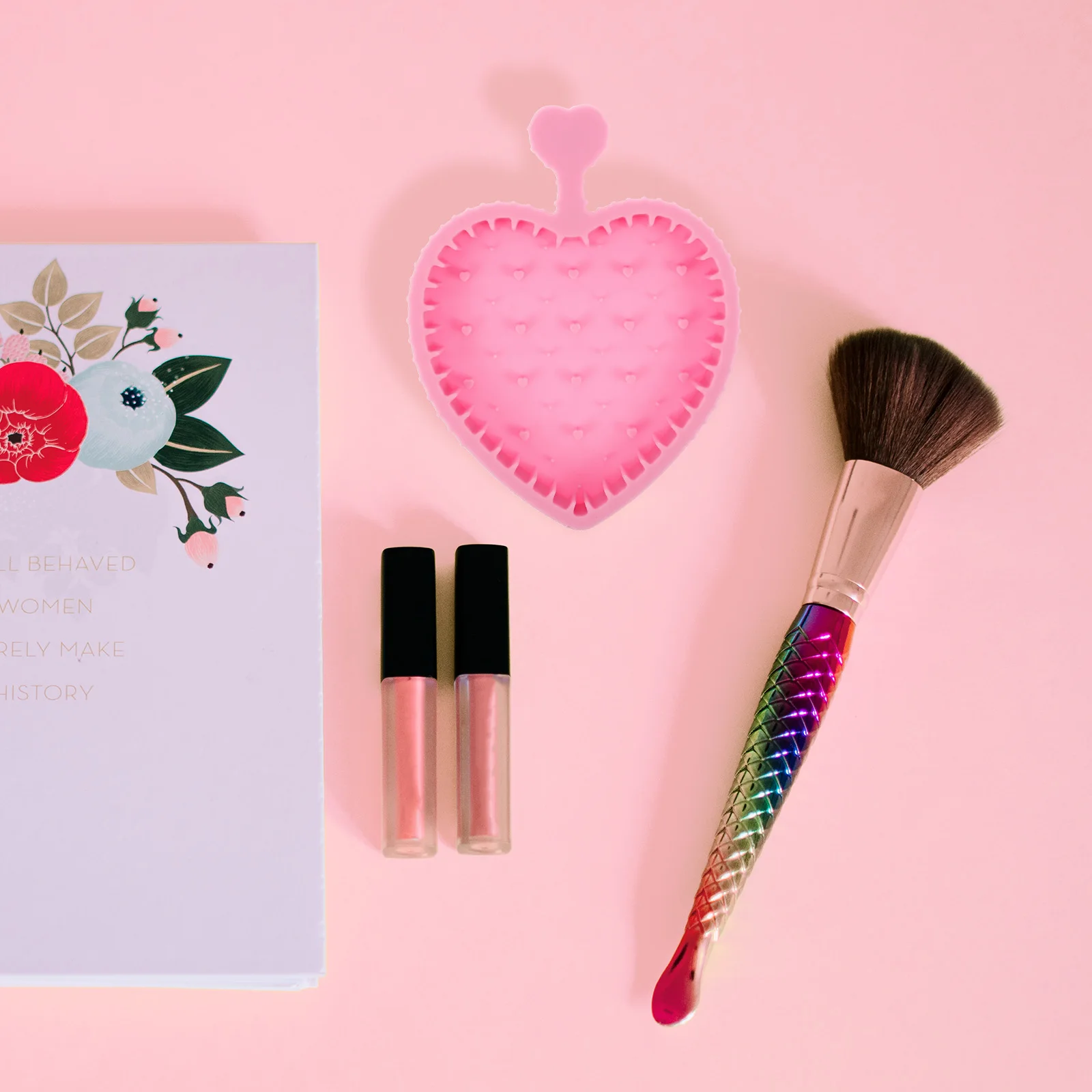 

Silicone Makeup Brush Cleaning Pad With Raised Texture For Eyeshadow Brow Brushes Foldable Scrubber Mat Tool