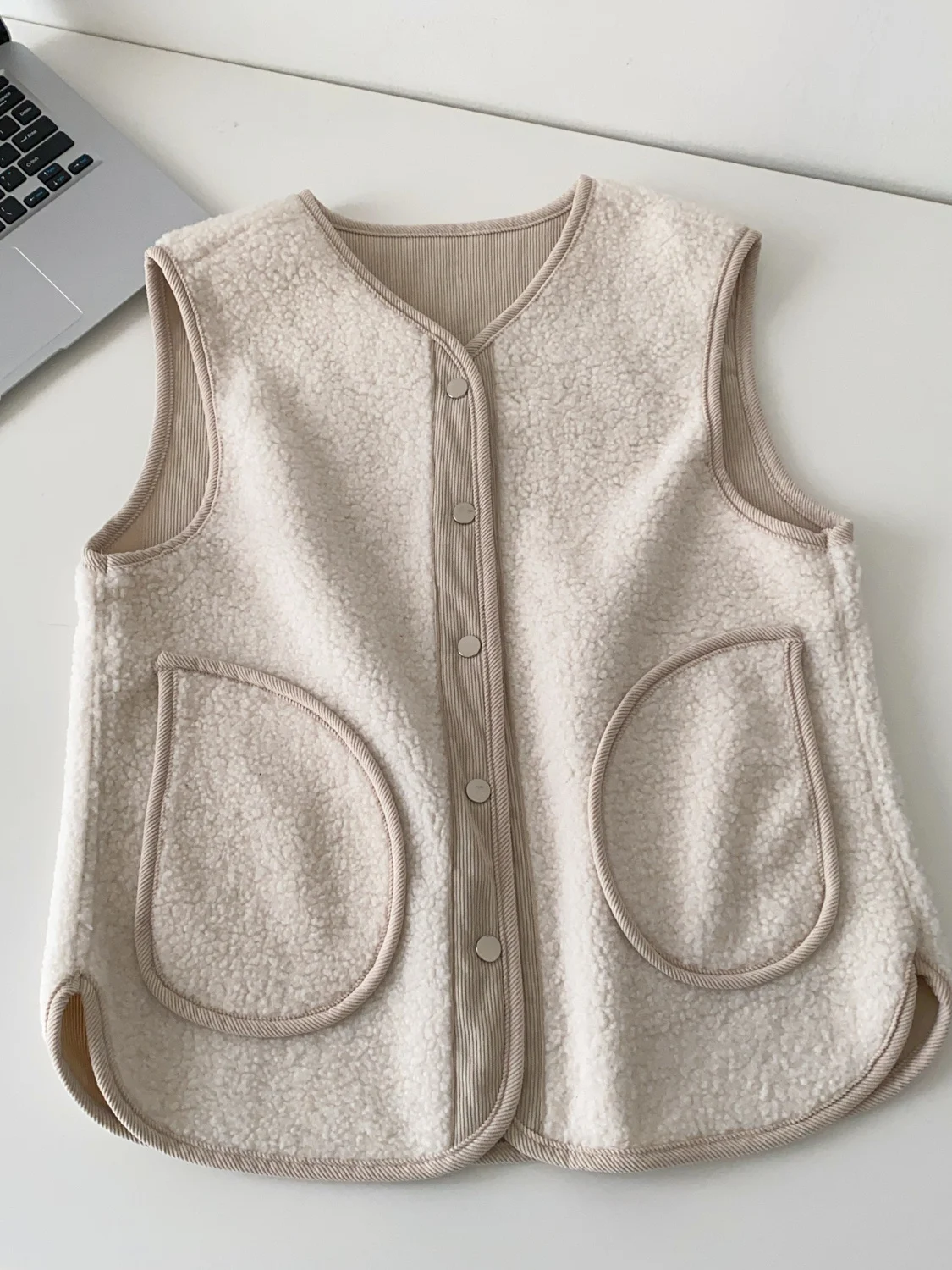 

Korean Sle Faionable Double-Sided Wearable Lamb Fur Vest Women's Autumn Versatile Outerwear oulder Pad Jaet