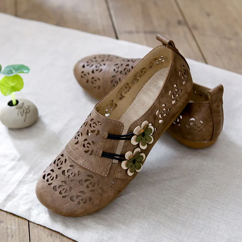 

Handmade Floral Hollow out Linen Roman Style Summer Sandals Breathable Soft Bottom Flower Decorated Shoes for Young Women