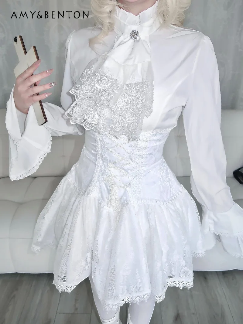 ゴシックサブカルチャー ホワイトロリータ衣装 ベルスリーブ スリムシャツ ハイウエスト スリミング パフスカート 原宿スタイル ツーピースセット 女性用