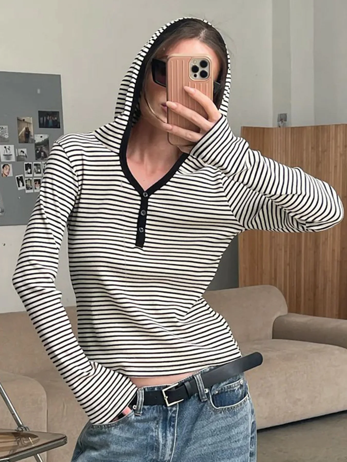

Autumn hooded striped contrasting color loose long sleeved casual T-shirt