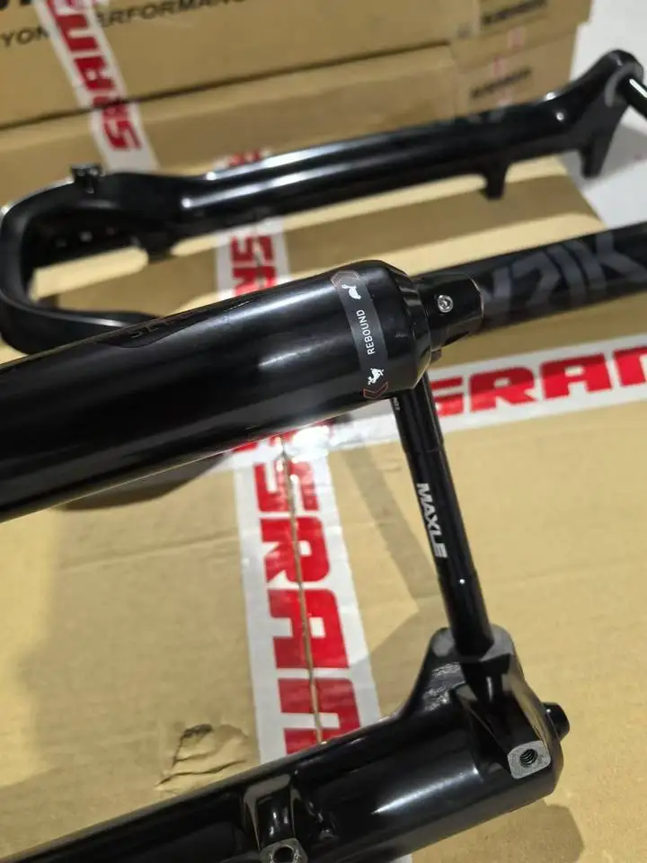 ROCKSHOX Lyrik Select + 29 بوصة السفر الأمامي دراجة هوائية جبلية شوكة تعليق النفط الغاز الدراجات الطرادات ل Trail EMTB و BMX