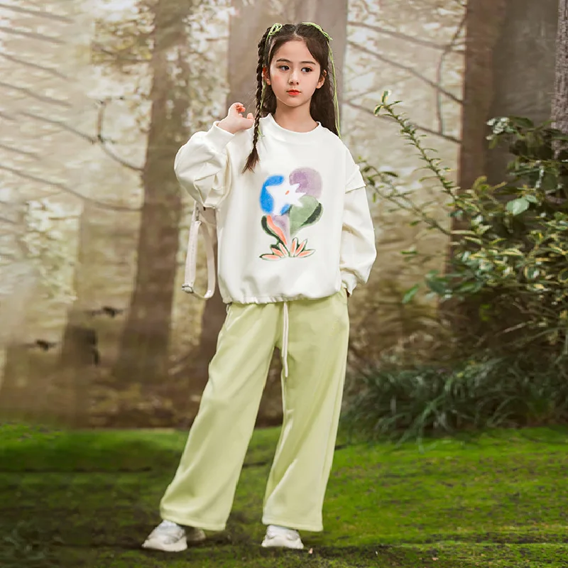 

JUCPKID 2024 Spring Autumn School Girl Tracksuit Teenager Girl Printed Sweatshirt+Wide-leg Pants Sweatpants Set For Girl 4-12Yrs