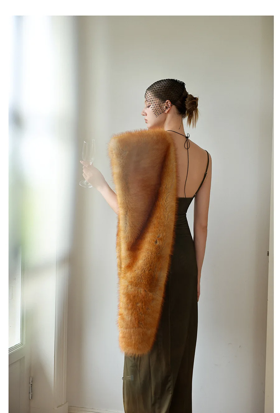 

Винтажная имитация меховой накидки из лисьего меха, женская осенне-зимняя теплая накидка, платье с меховым воротником, длинное, экологически чистое.