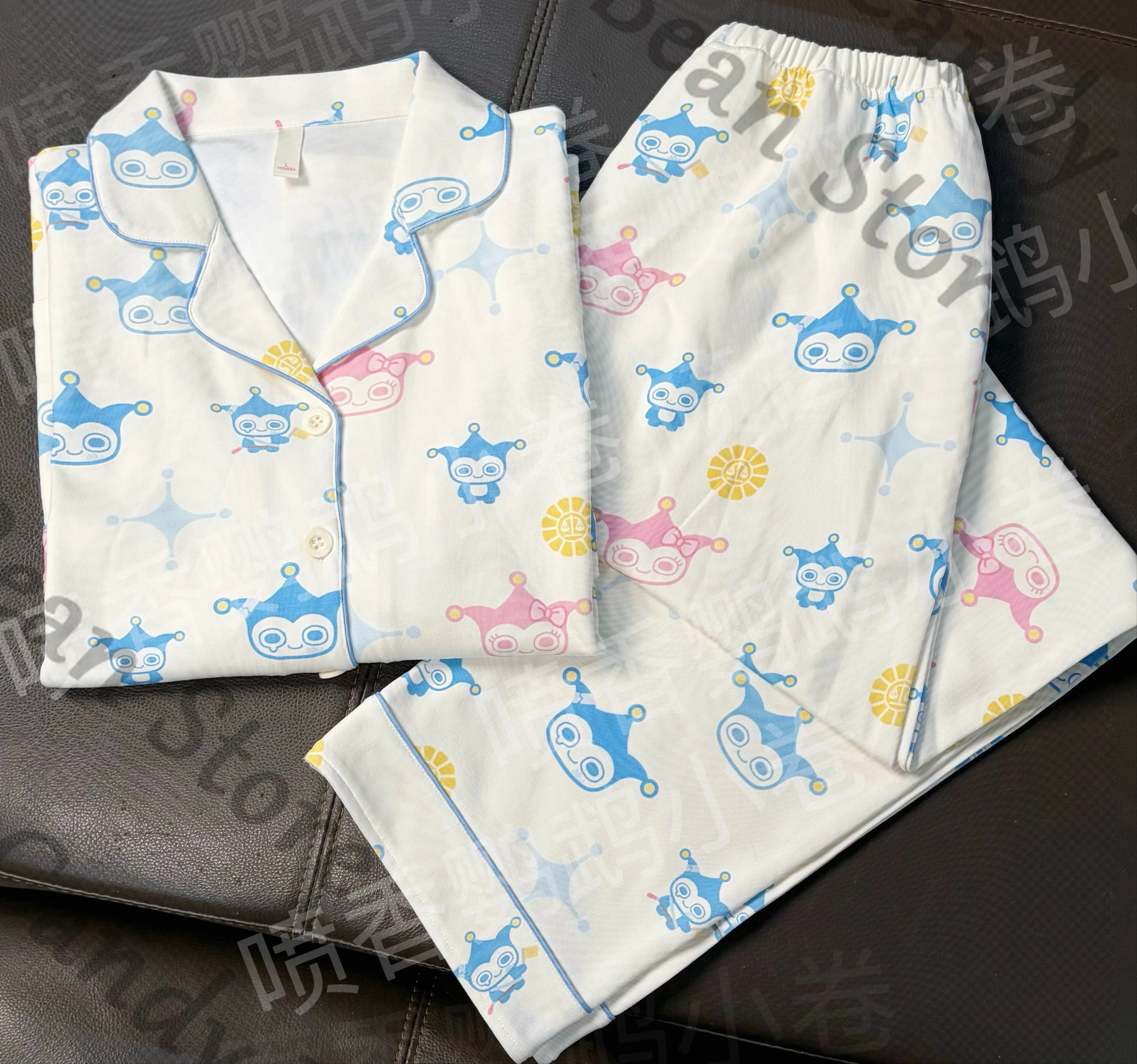 

Anime Ace Attorney Blue Badger Cosplay Pajamas Cartoon Nighty Nightgown Nightclothes Sleepwear Pyjamas Adorn Gift