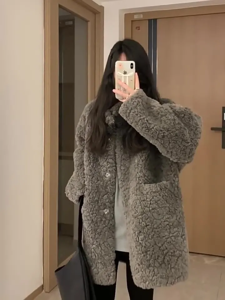 

Куртка из овечьей шерсти, топ, женская этническая волнистая корейская замшевая тканая ребристая лыжная панель, значок с готическим рисунком, сращенный термонейтральный