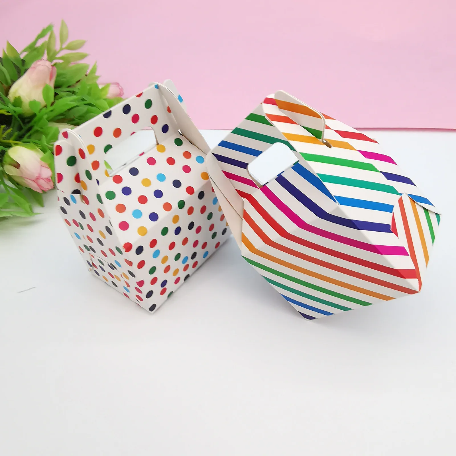 10Pcs Colored striped dots Paper Candy Box Bag Birthday Party Favors Cracker Cookie Box Bag for Packaging Treat Kids Birthday