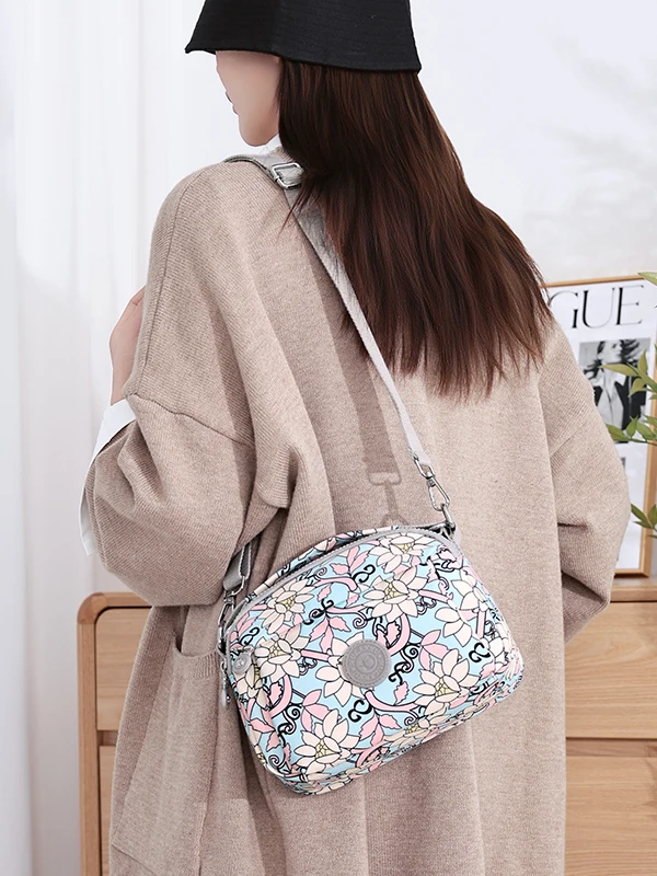 

Faionable Versatile Canvas Crossbody Bag Women's Simple Casual Small Square Phone Bag Handbag 2025 New Sle Youth Leisure