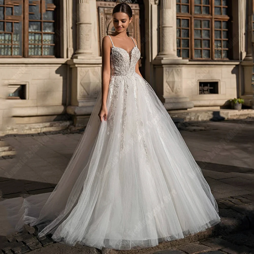 Abiti da sposa Sexy di colore Lvory per le donne 2024 nuovi abiti da sposa senza maniche con scollo A V profondo ricamo con paillettes luminose una linea Robe