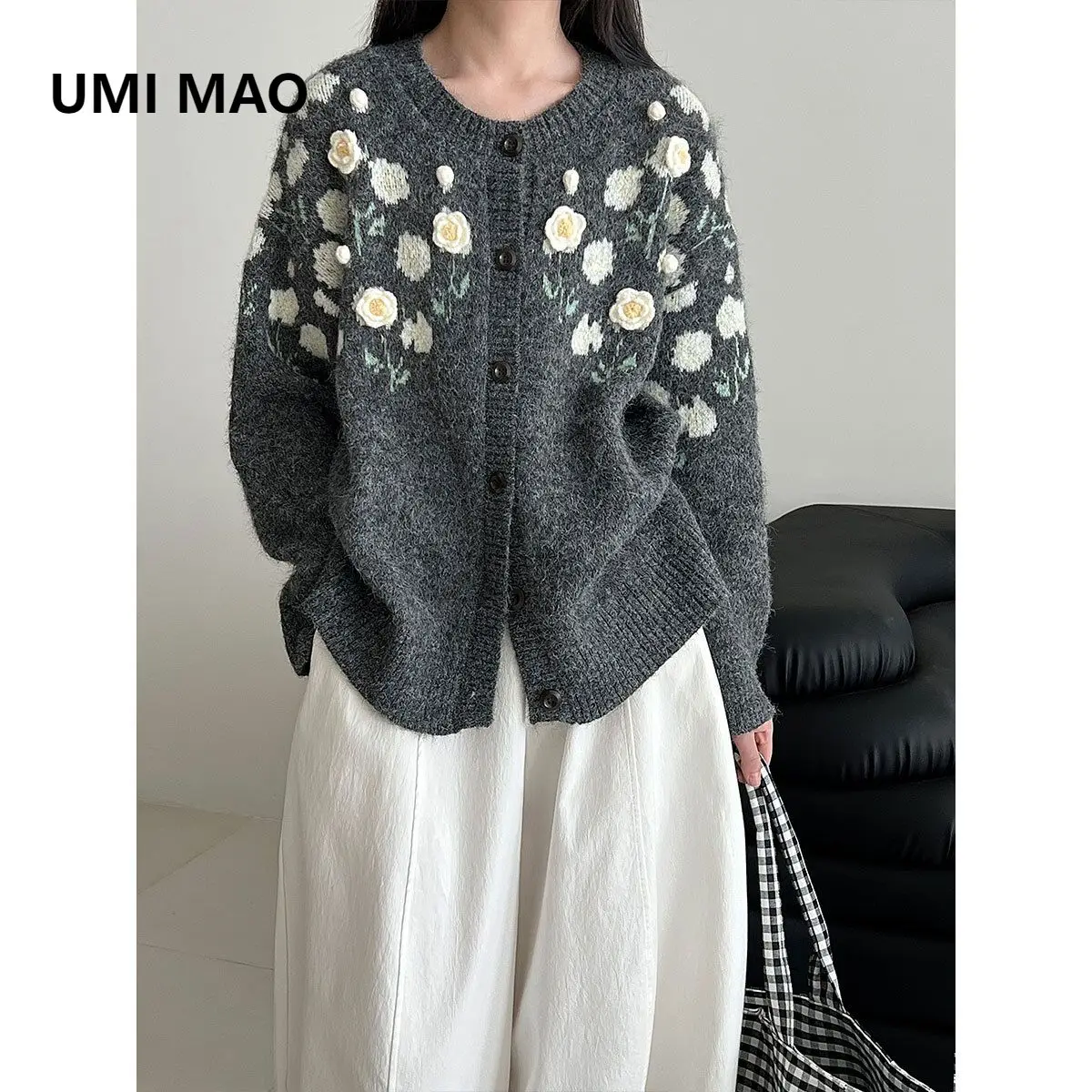 

UMI MAO 3D Embroidered Knitted Cardigan Women Autumn Design Youthful Soft Sweater Top Femme