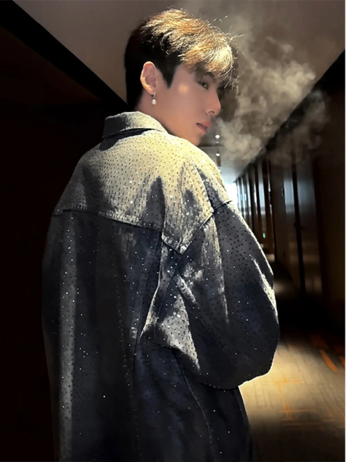 

Мужская джинсовая куртка Tianxing Rhinestone в американском ретро-стиле с наплечниками, весна-осень, молодежная модная верхняя одежда