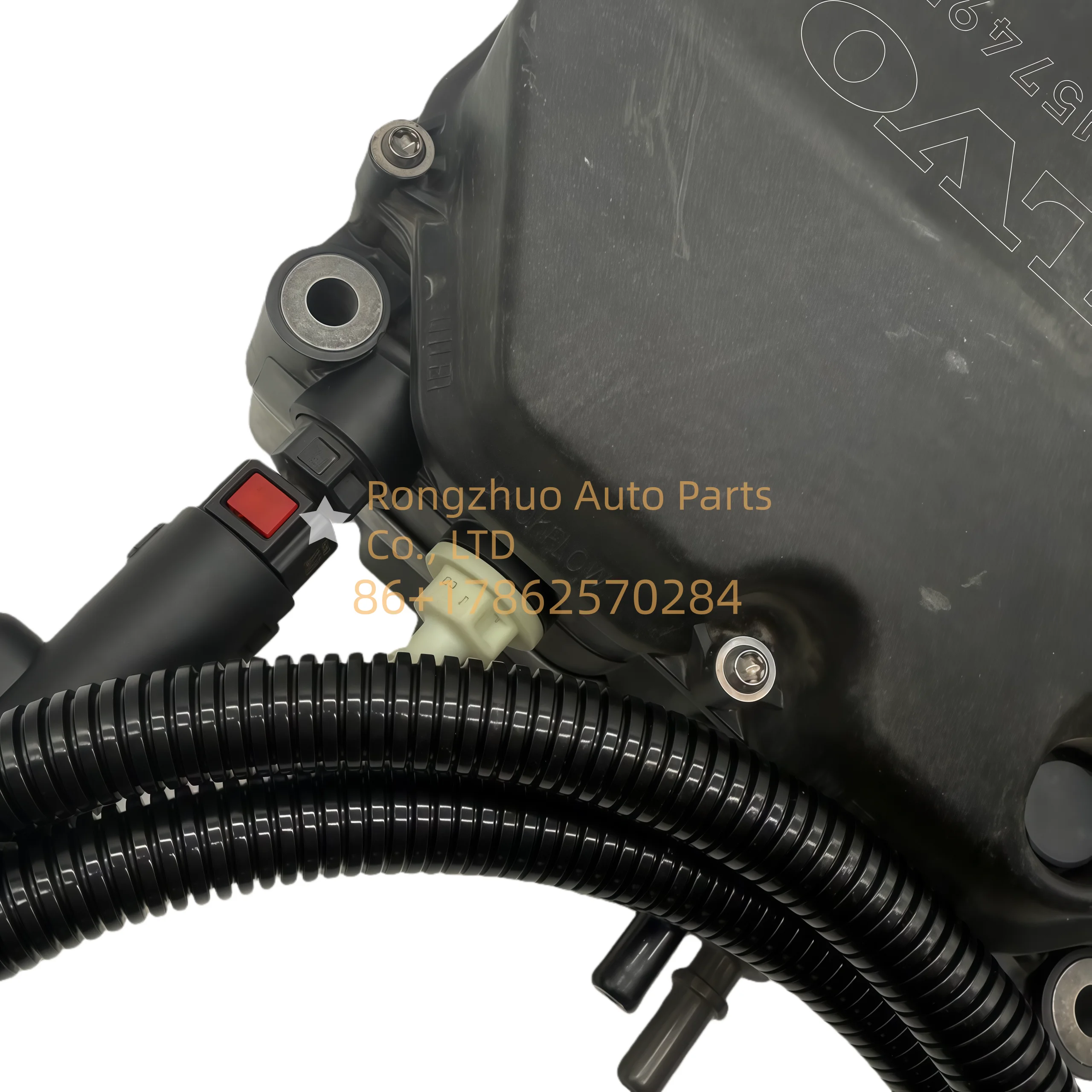 21313784: Ein Harnstoffschlauch, der für Volvo-Lkw geeignet ist. Verbindet die Harnstoffpumpe mit dem Harnstoffinjektor. 21574975 0444042028 A0444023053 – Detail 1