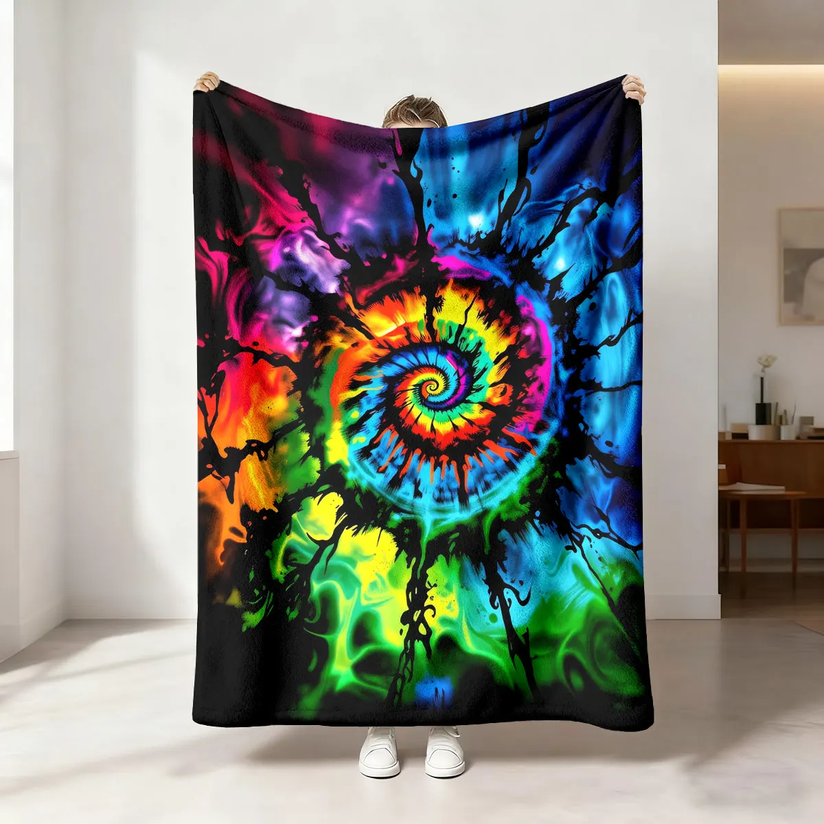 1pc Contrasting Tie Dye Printed Flannel Blanket In Multiple Sizes, Soft And Comfortable, Machine Washable Gift Blanket