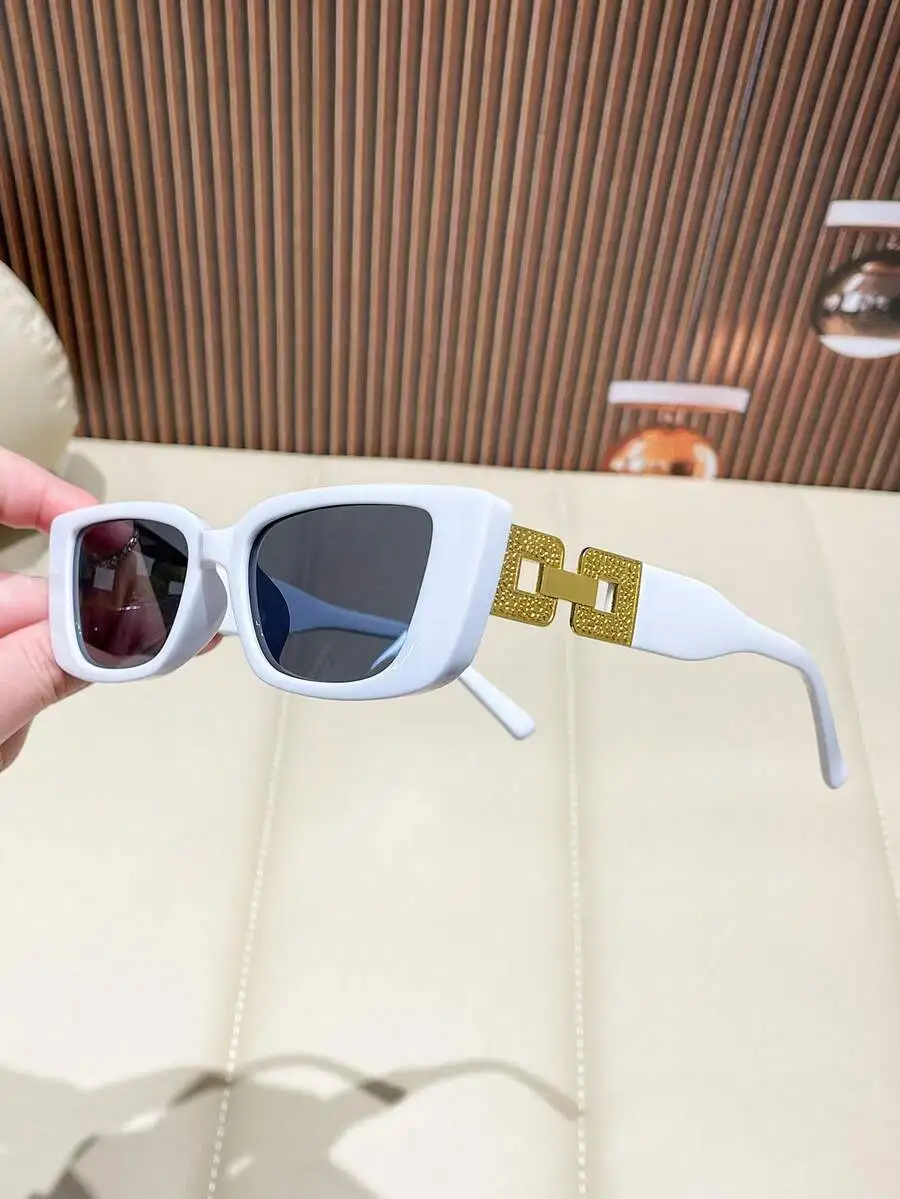 

Oversized Y2K Style Fashion Sunglasses For Summer Beach Festival Travel Outdoor