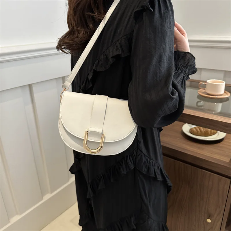 

Unique Vintage Saddle Bag for Women - Chic Crossbody Shoulder Bag, High-End Fashion Commute Handbag