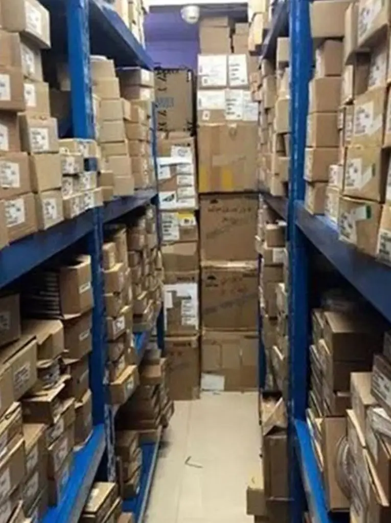 وحدة Scm1242mf جديدة وأصلية لعام 100%