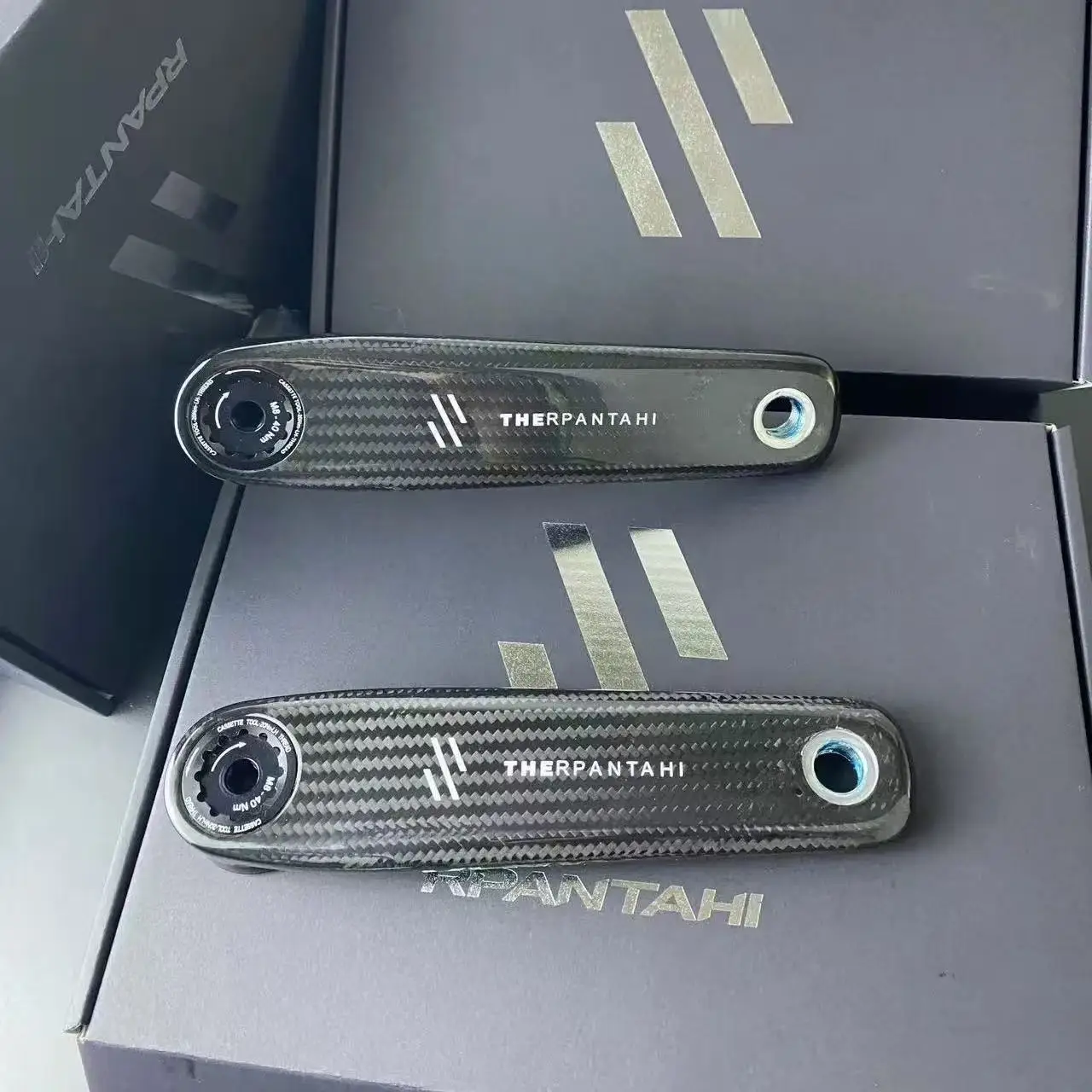 RPANTAHI カーボンファイバーロード自転車クランクセット 24mm チタン