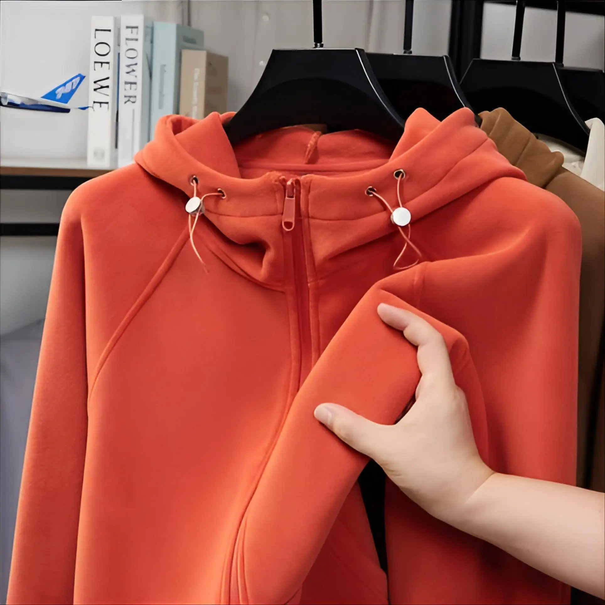 เสื้อสเวตเชิ้ตผ้าฟลีซมีฮู้ด เสื้อผ้าผู้หญิง สำหรับฤดูใบไม้ร่วง แขนเสื้อแบบแร็กแลน ชุดกีฬา ลายถัก สไตล์ลำลอง ใส่ได้ทั้งชายและหญิง สไตล์แอคทีฟ