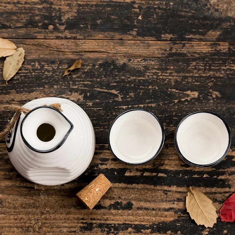 Japanese Sake Set Creative Ceramic Wine Set Home Insulation Wine Glass Ceramics One Pot Two Glasses Sake White Wine Pot