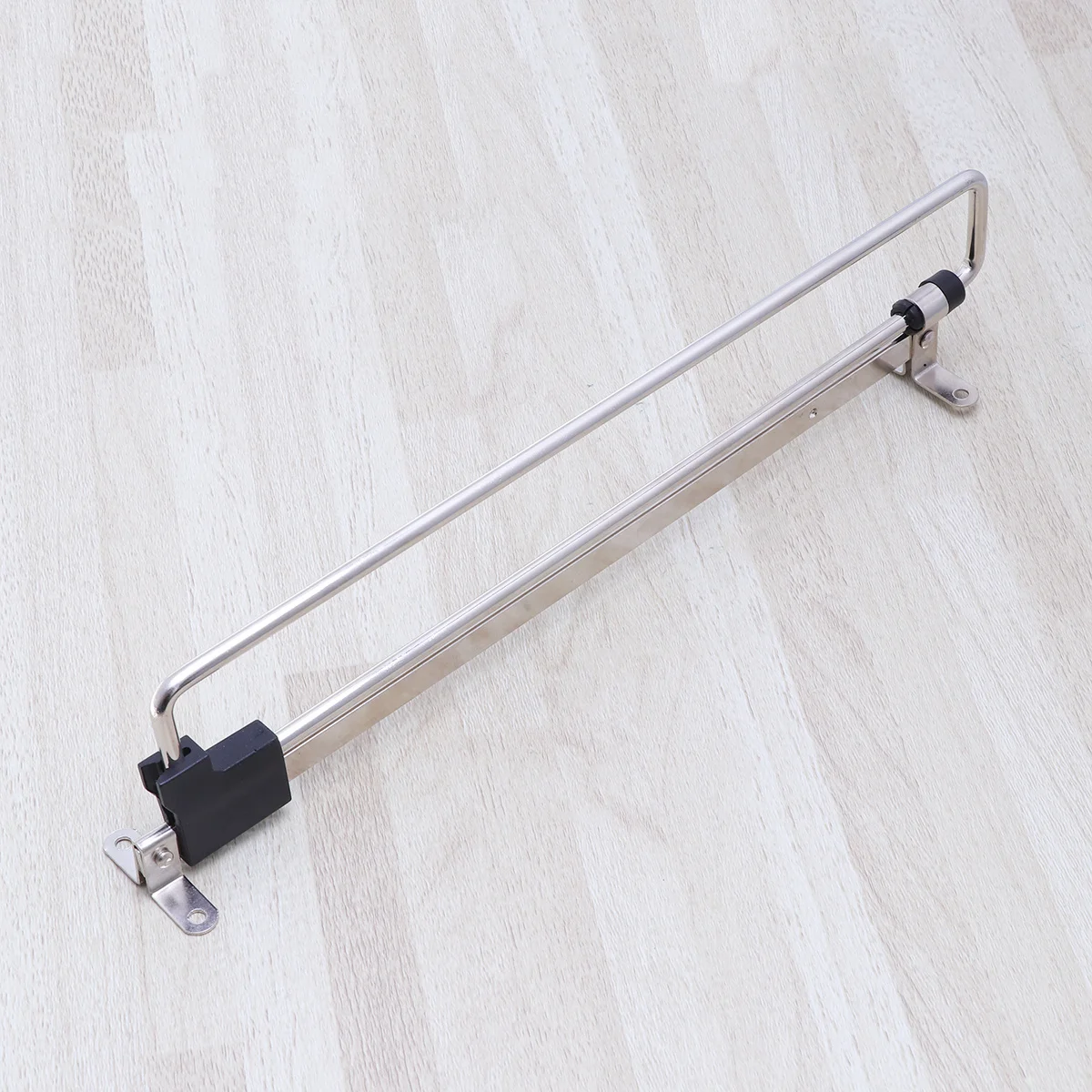 

Retractable Clothes Hanger Closet Rod 250Mm Silver Stainless Steel Non-Slip Wardrobe Rail For Pants Scarves Skirts Towel
