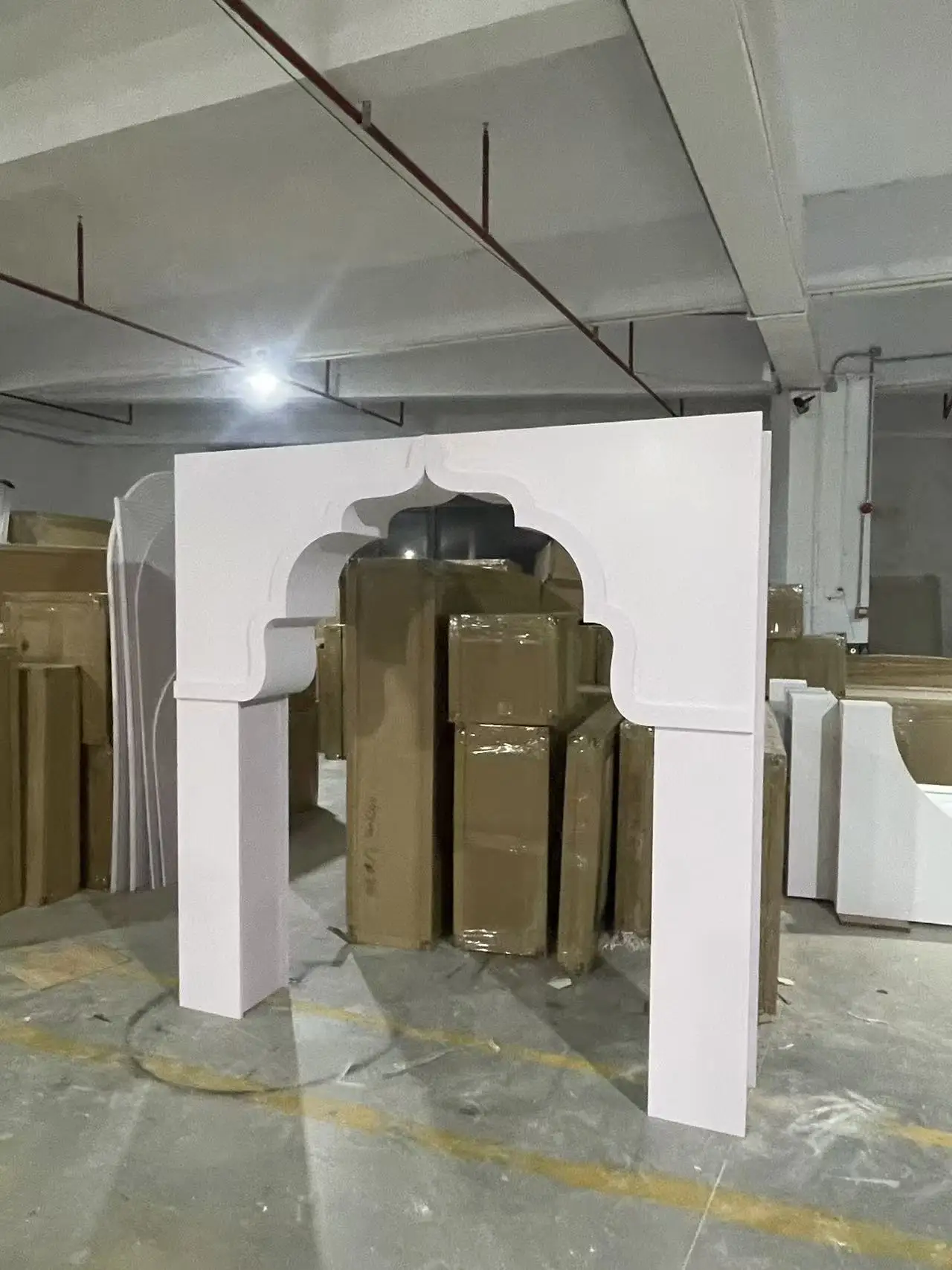 

Wholesale Party Event Decoration Supplies Indian Style Backdrop Acrylic PVC Arch Stand Wedding Stage Backdrop