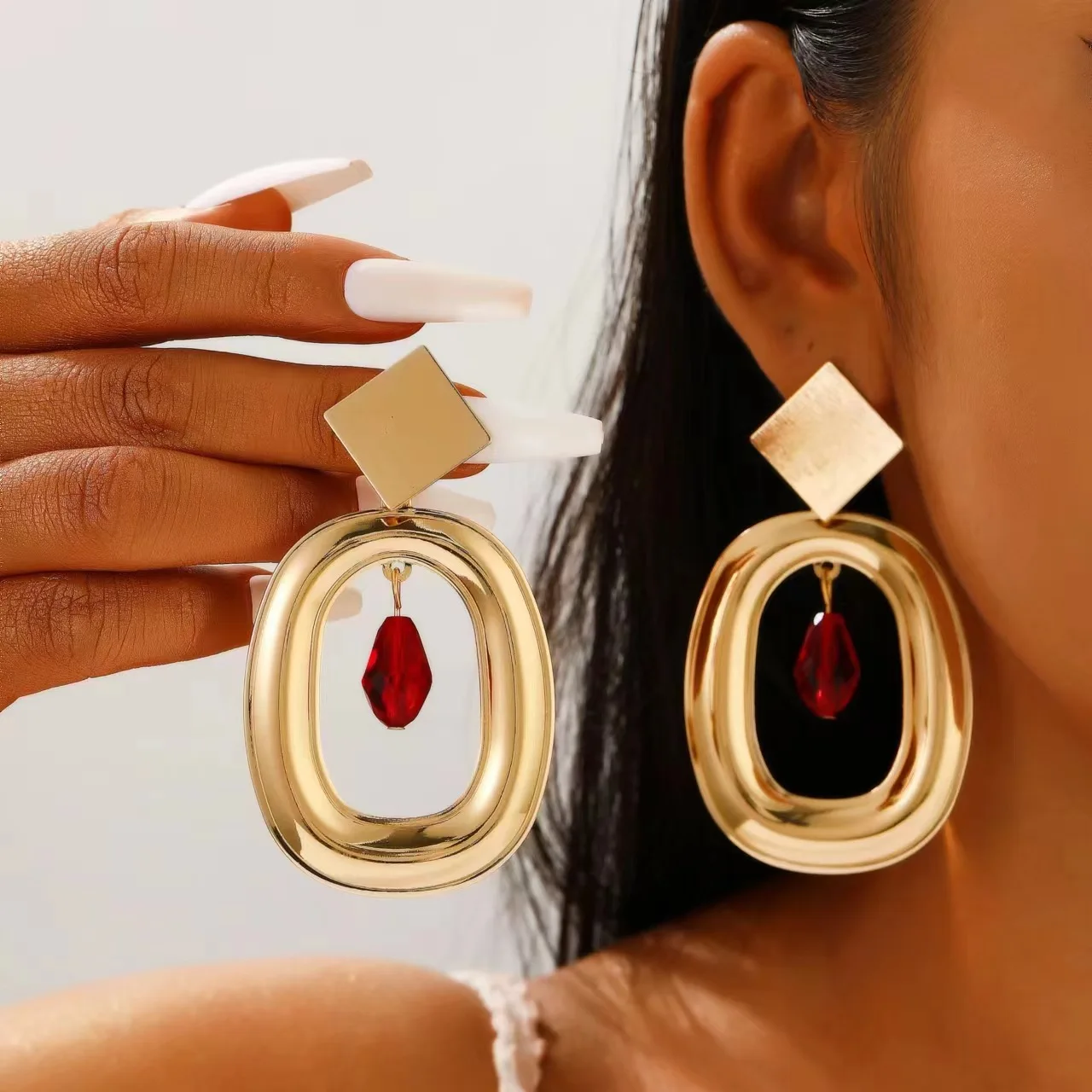 Exaggerated Big Geometric Pendant Drop Earrings for Women 2024 Trend Vintage Gold Color Alloy Waterdrop Hanging Piercing Jewelry