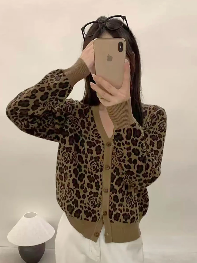 

Женский кардиган из 100% мериносовой шерсти с леопардовым принтом и v-образным вырезом с длинными рукавами, теплый удобный вязаный топ, осенне-зимняя одежда