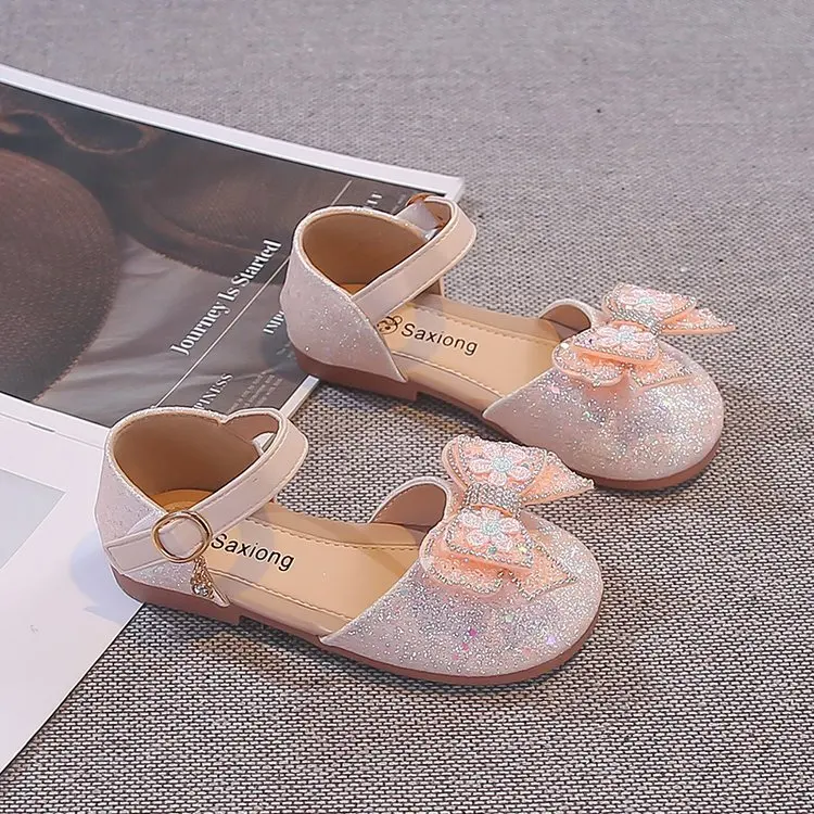 

Летние сандалии для девочек 2026: модные, с пайетками, стразами и бантом, туфли-принцессы для малышек, на плоской подошве, размеры 24-35