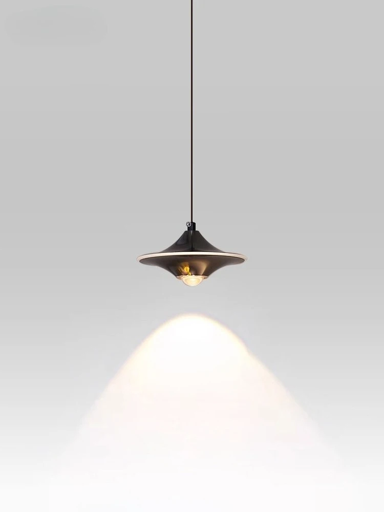 

Прикроватные подвесные светильники для спальни, современная скандинавская роскошная креативная маленькая летающая тарелка, декор, подвесной светильник, светодиодная люстра для столовой