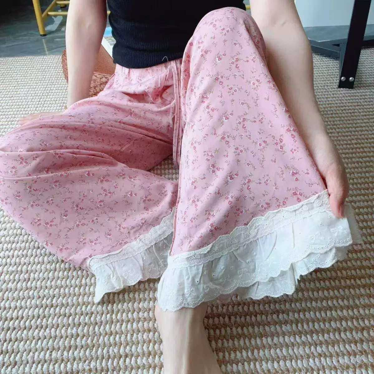 Women Summer Wide Leg Pants Floral Plaid Print Elastic Waist Multi‑Layer Lace Ruffle Hem Loose Casual Loungewear Pajama Pants