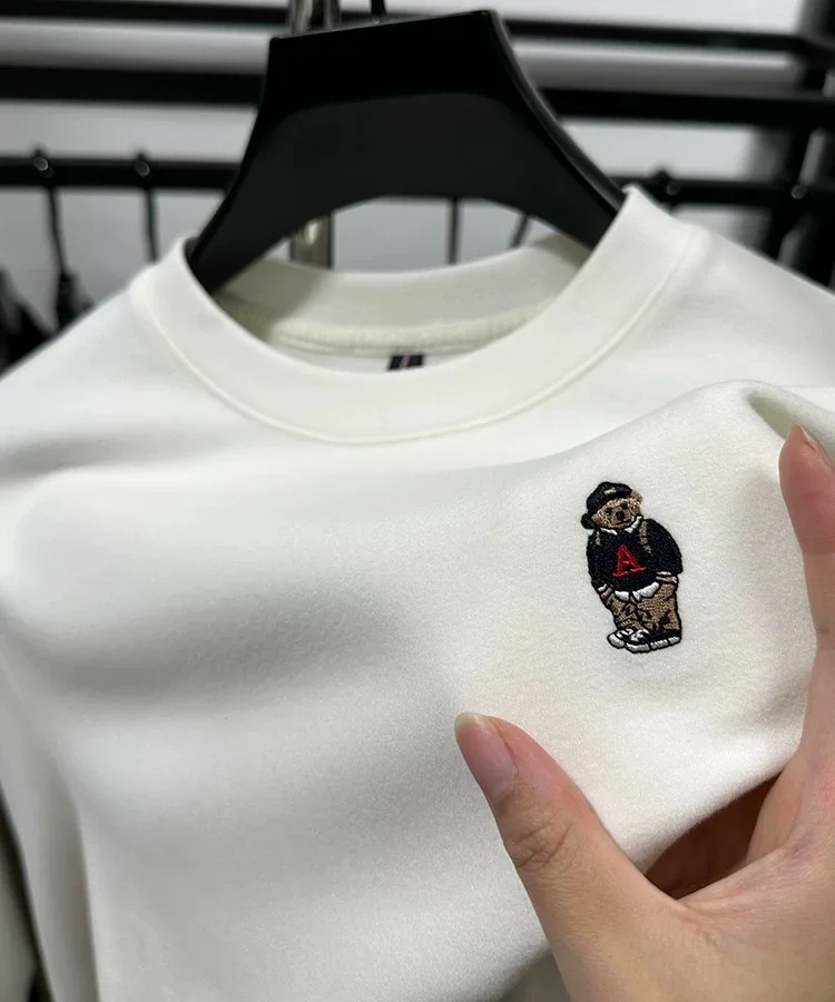 High end marca masculina manga longa em torno do pescoço pulôver outono moda urso bordado original design requintado topo quente camiseta