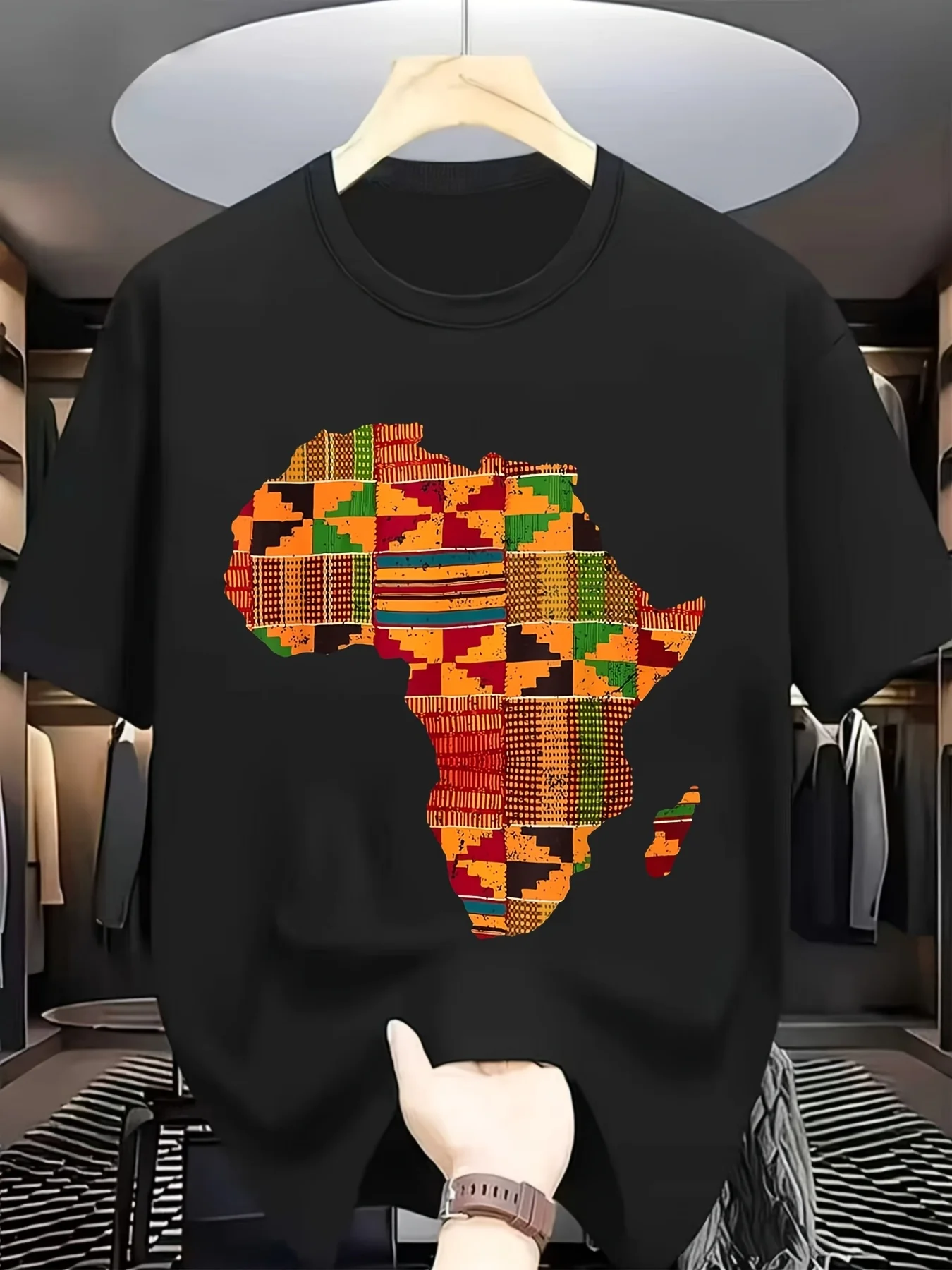 Men'S And Unisex Kente Cloth T-Shirt Featuring an African Map, a Thick Retro Graphic Tee Showcasing Ghanaian Colors And Cultural Motifs Designed for All Genders with a Round Neck Retro Casual Crew Neck Printed T-Shirt, Plus Size
