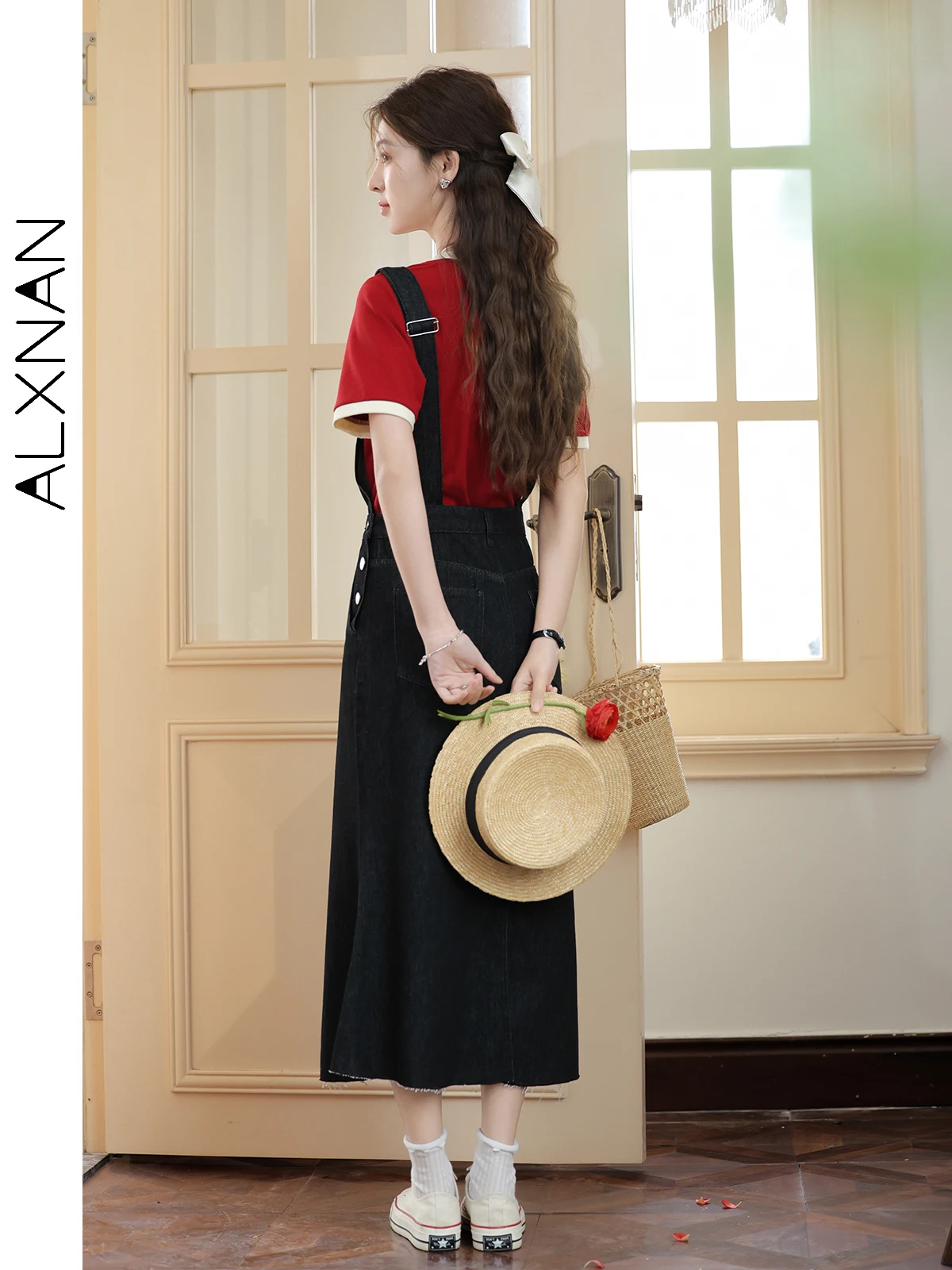 ALXNAN Women Black Denim Overall Dresses 2024 Sweet Fashion Slash Neck Wide Strap Slant Pockets A Line Midi Dress Clothes L35207