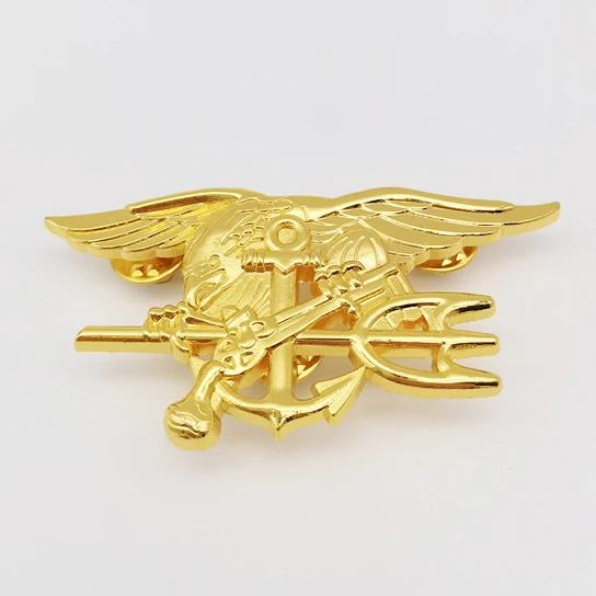 Metal Badge Seal Team Badge Eagle Hat Badge Shoulder Badge United States Medal of Honor view 5