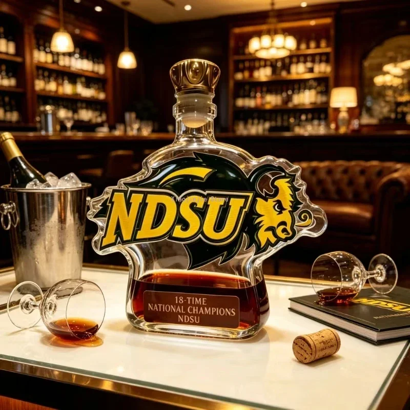 Novelty Airtight Glass Whiskey Decanter, Unique Shaped Collectible Liquor Bottle Barware for Home Bar Tabletop Decor