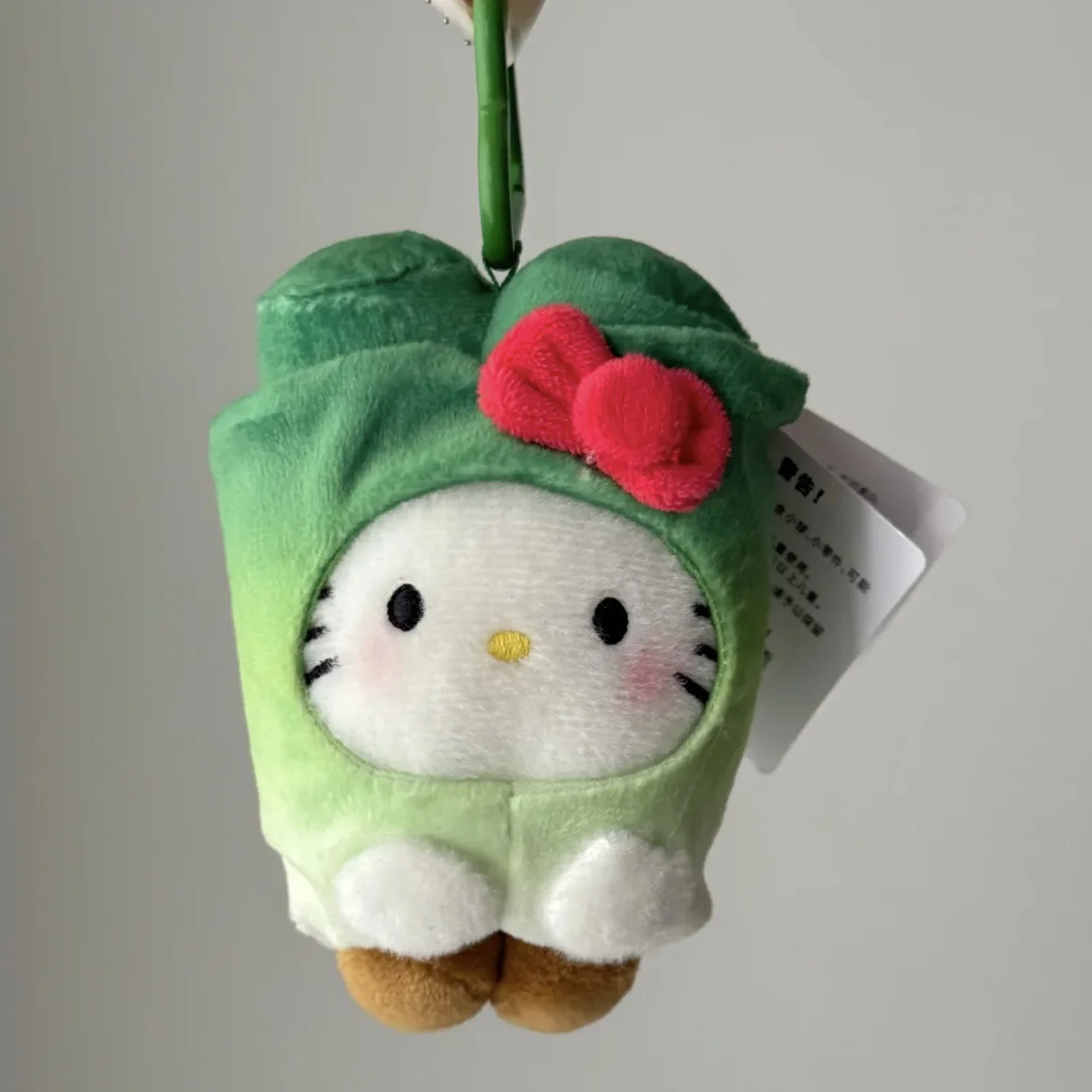Légumes Hello Kitty pendentif oignon fruits en peluche poupée Hello Kitty amusant bricolage sac à dos pendentif échalotes en peluche porte-clés filles cadeau
