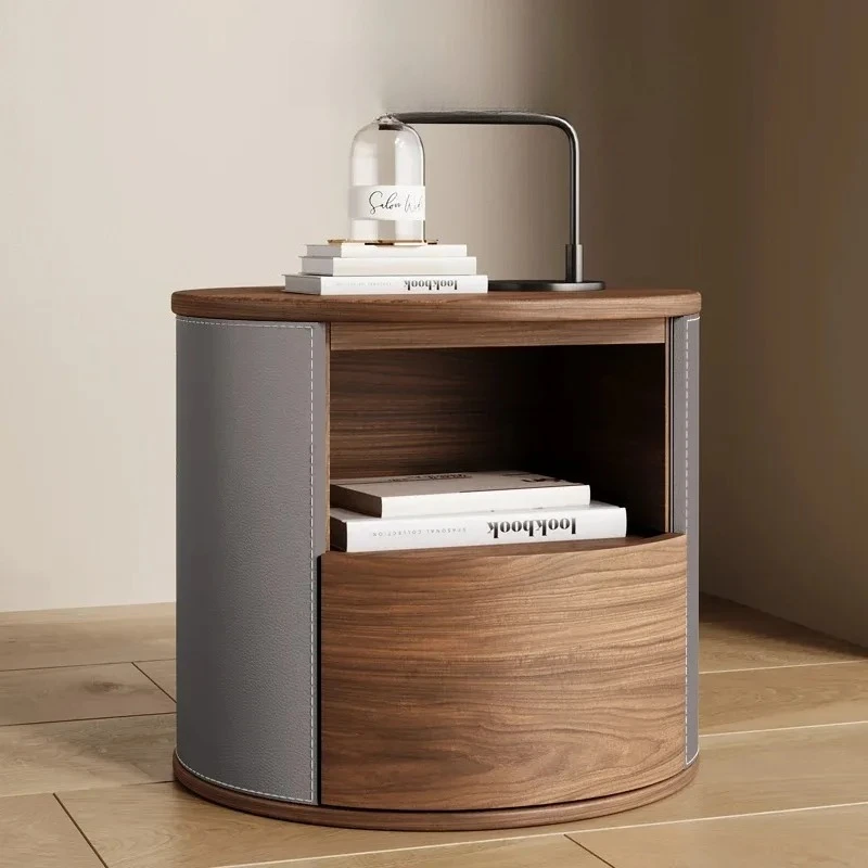 Luxury Wooden Bedsi…