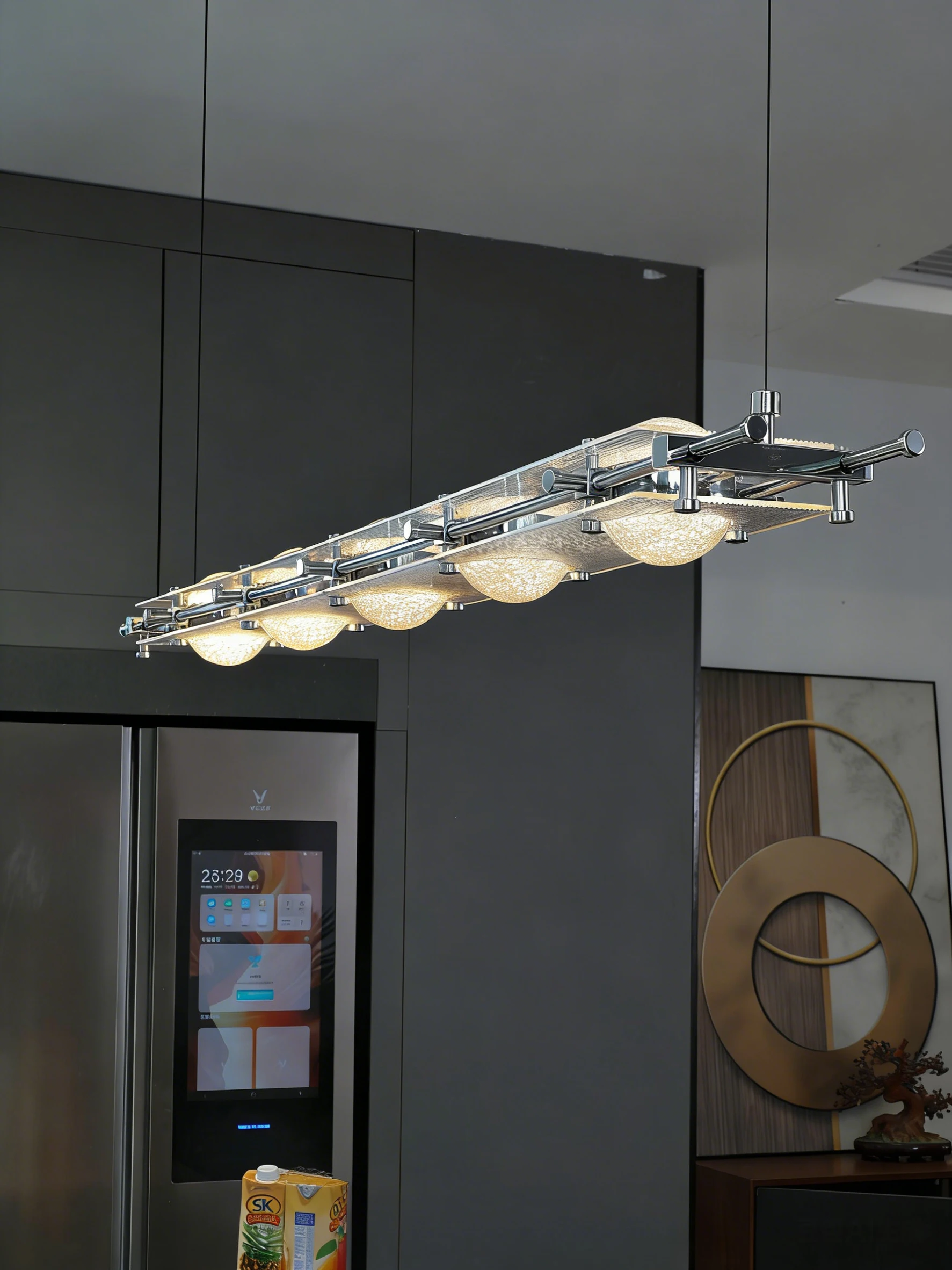 Żyrandol sufitowy REVEN American Acrylic, kula akrylowa, regulowany łańcuch, ściemnialny, możliwość personalizacji, do willi, salonu, designerski żyrandol.