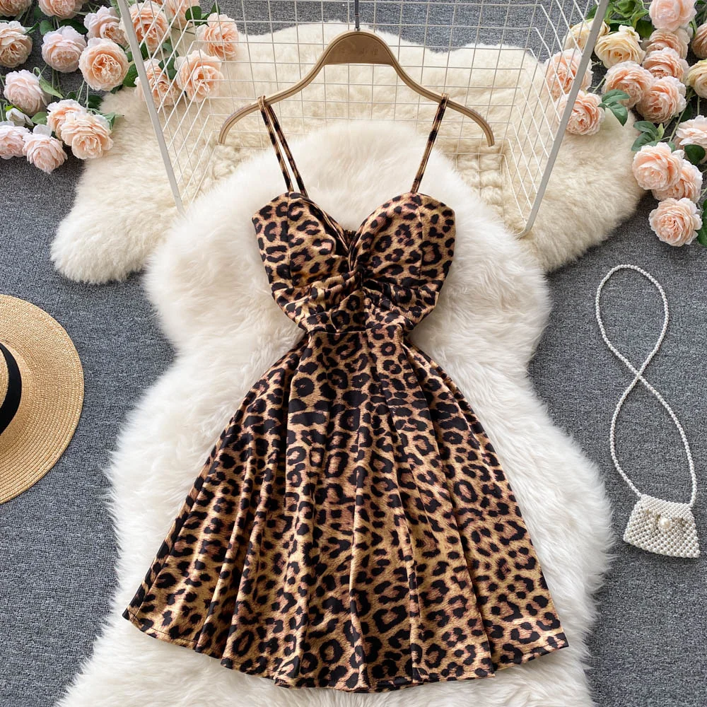 Sexy Twist V-neck Spaghetti Strap Mini Party Dress Women Leopard Print Sleeveless High Waist A-line Club Night Out Dress Vestido