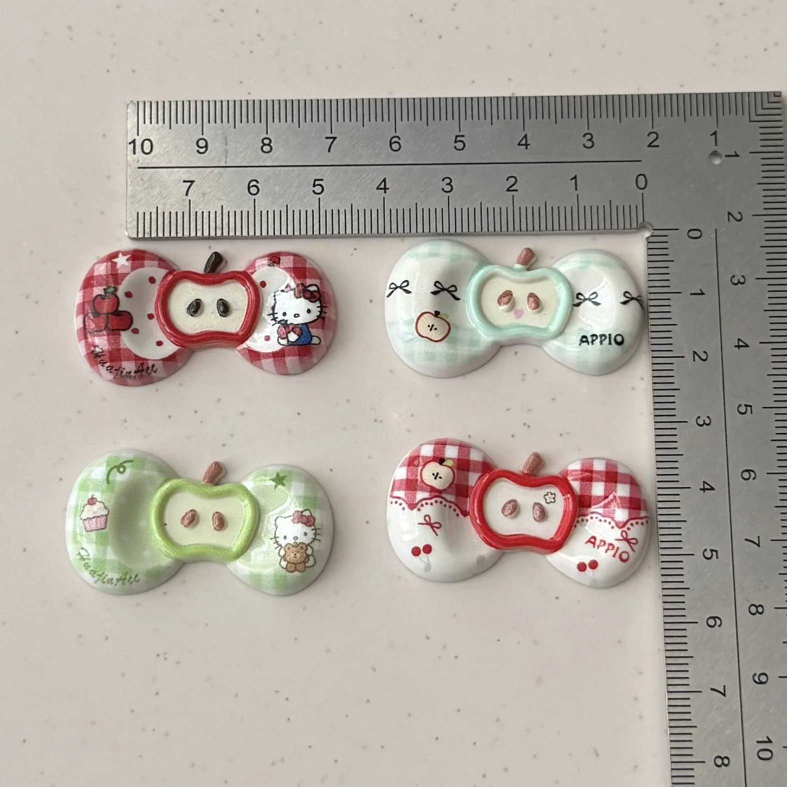 5 قطع من الملحقات الصغيرة الجديدة المطبوعة على شكل فيونكة التفاح، مواد يدوية الصنع، حافظة هاتف محمول مع أغطية الرأس