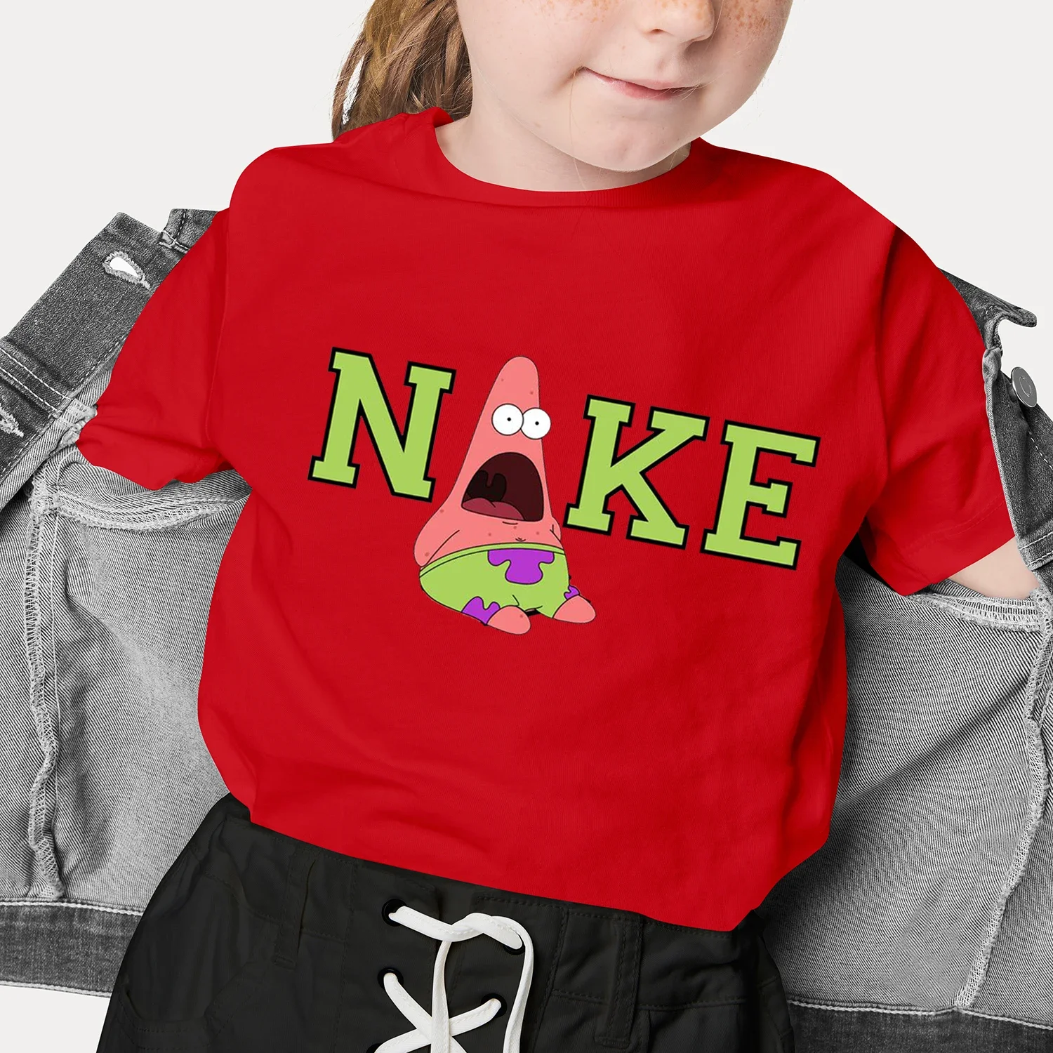 2025 مينيسو جديد 100% قطن كارتون أنيمي باتريك ستار رسالة طباعة تي شيرت موضة ملابس الشارع الشهير تي شيرت للأطفال ملابس علوية