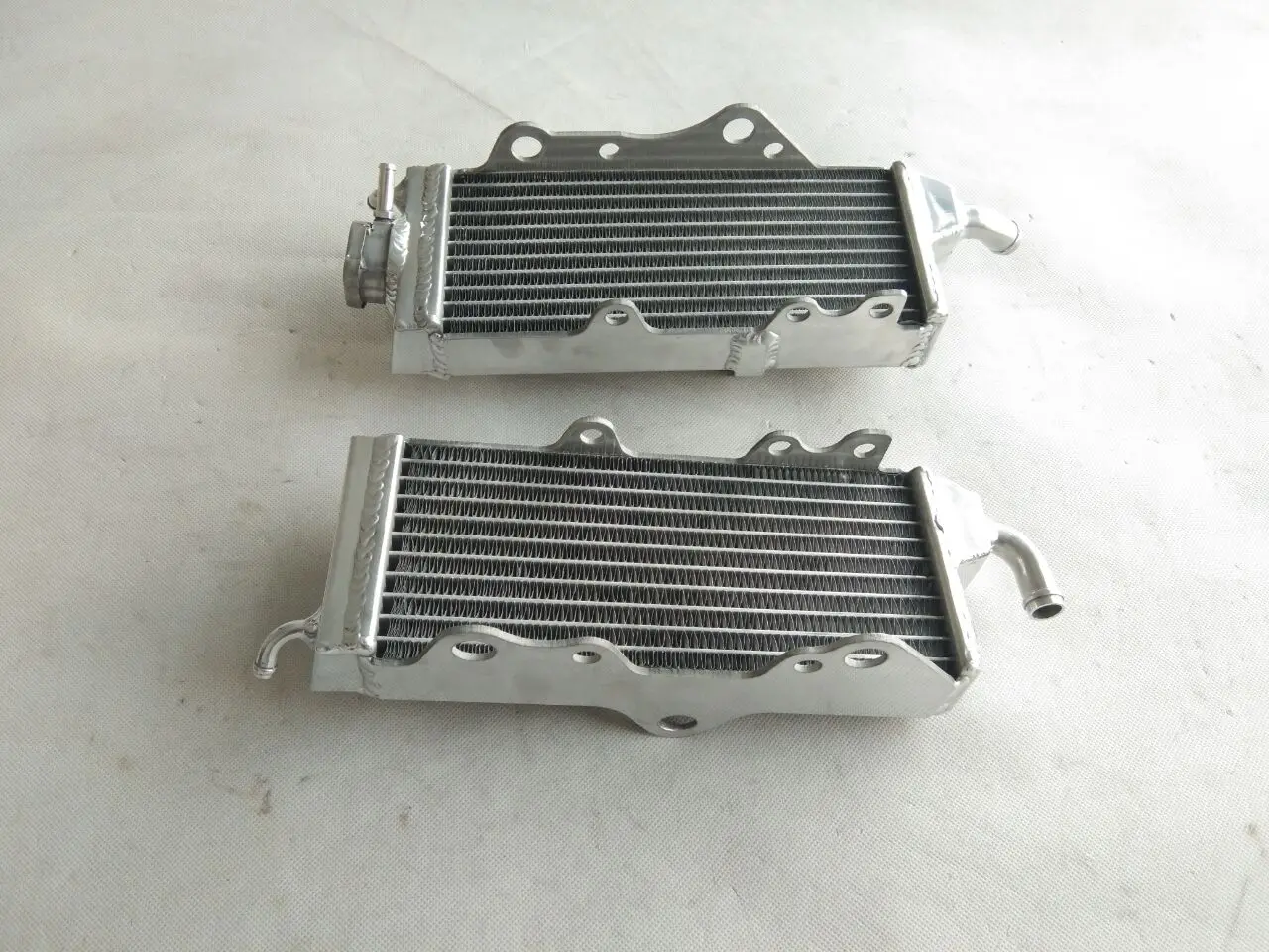 Dla 1989-1996 Honda CRM250R CRM 250 R grzejnik aluminiowy chłodnica płynu chłodzącego 1989 1990 1991 1992 1993 1994 1995 1996