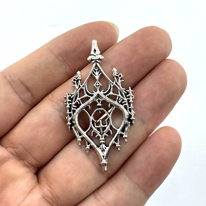 4Pcs/Lot Old Castle Pendants , Gothic Jewelry, Pagan, Alternative Accessories, Hollow Castle, Retro, Witch, Punk, Magic School,