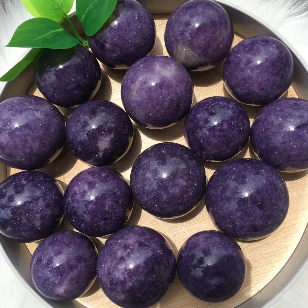 

8cm 100% Natural Purple Mica Quartz Crystal Spheres Spiritual Chakras Ziyun Mother Ball Minerals Decorative Stones Ornament 1pcs