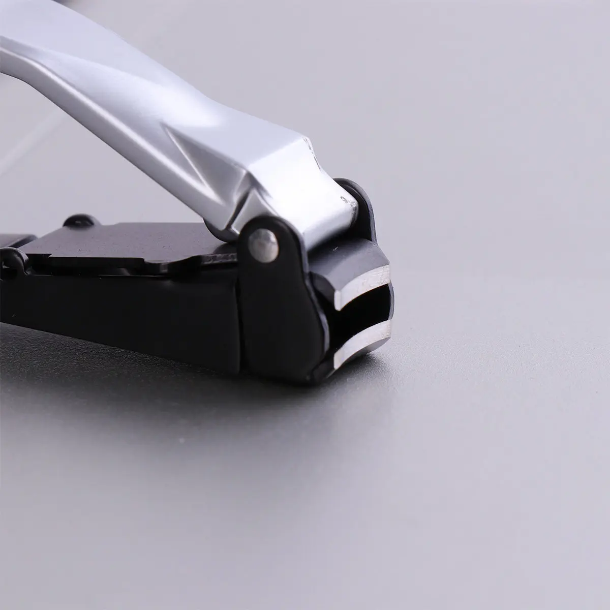 

1 шт. Кусачки для ногтей из нержавеющей стали с широким раскрытием лезвий, мощные, для легкой обрезки толстых ногтей, маникюрные, точные